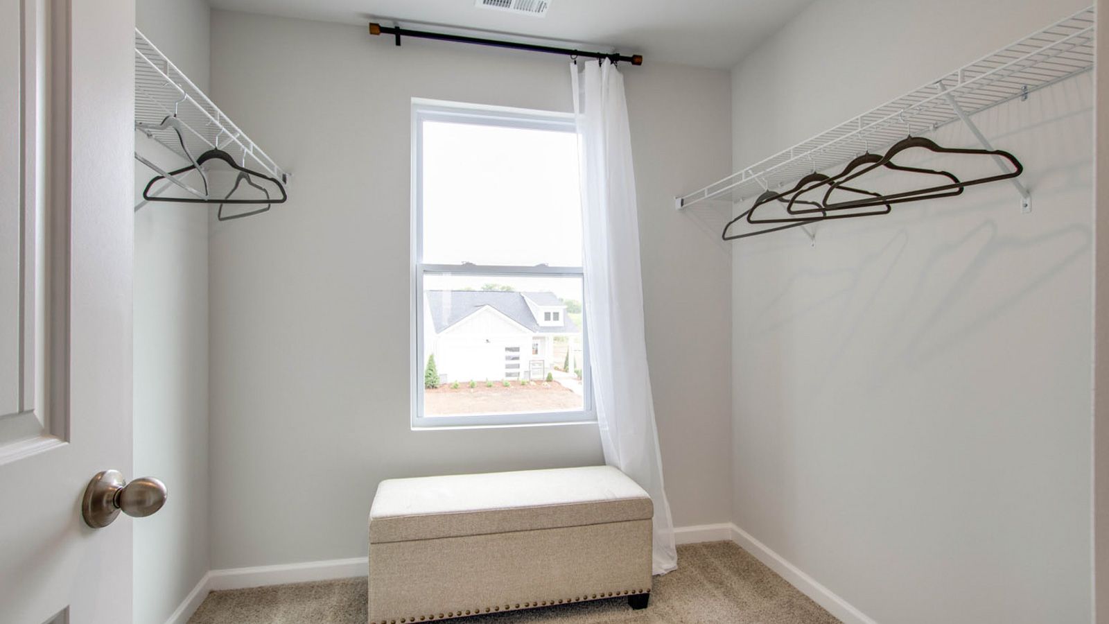 2207 Quinn Drive. White House, TN 37188