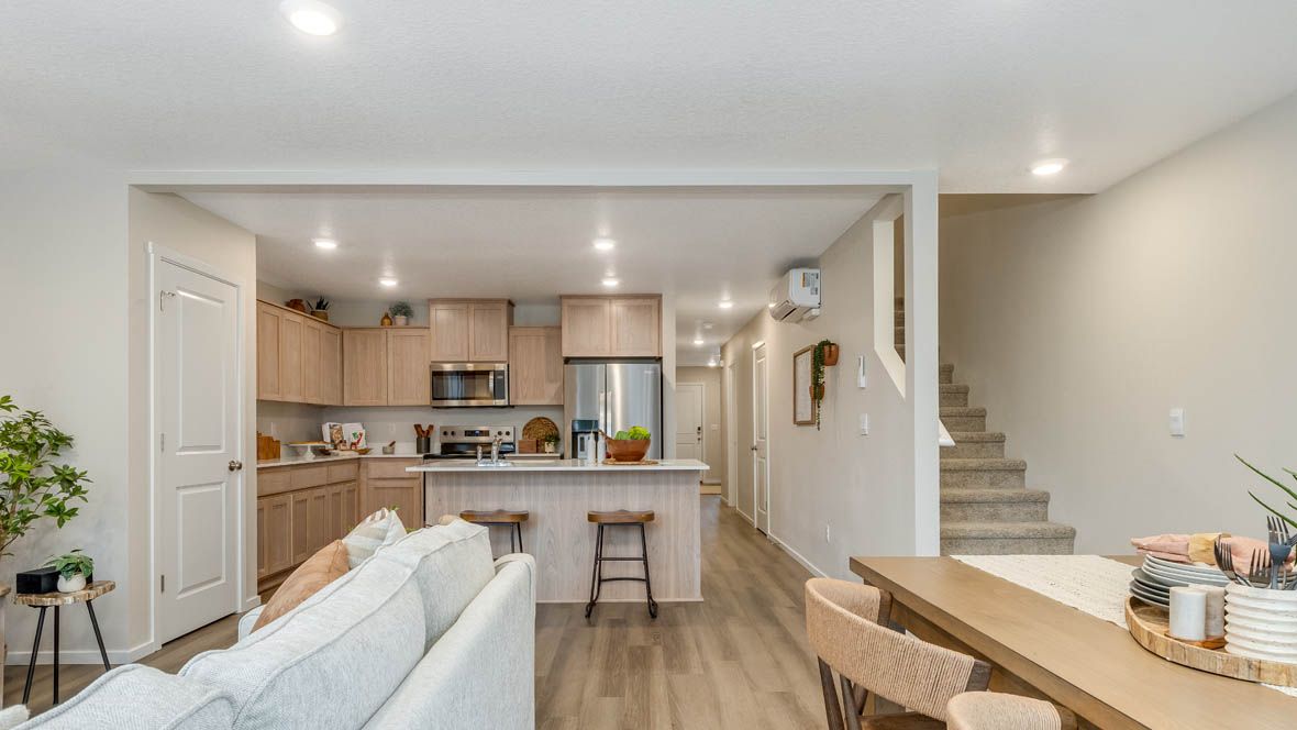 6018 Se 15Th Street. Gresham, OR 97080