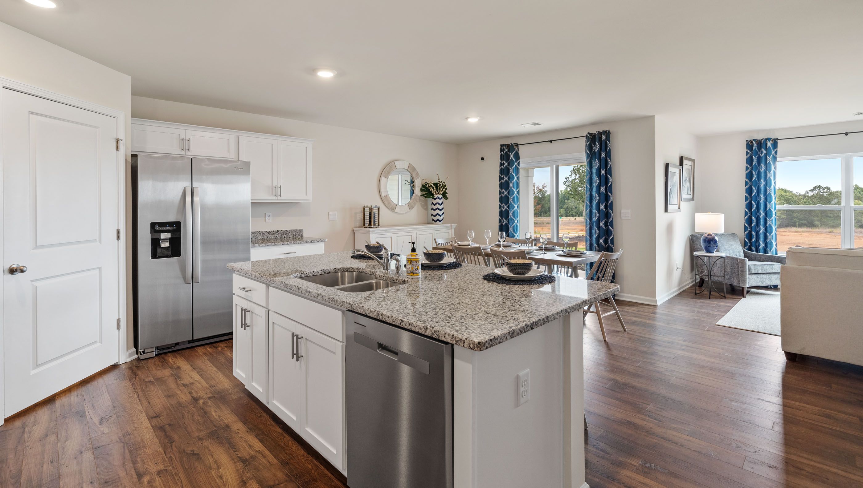 3405 Woodcross Drive. Moore, SC 29369