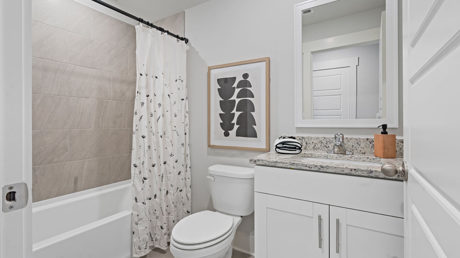 5070 Sipsey Way. Olive Branch, MS 38654