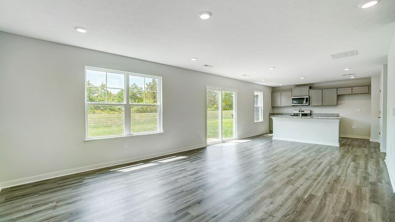 7055 Royalton Ridge Avenue. Canal Winchester, OH 43110