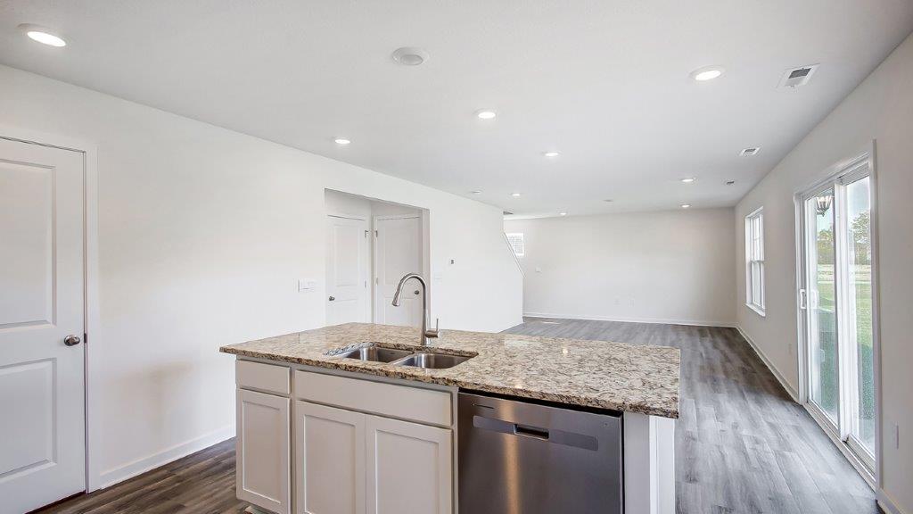 7055 Royalton Ridge Avenue. Canal Winchester, OH 43110