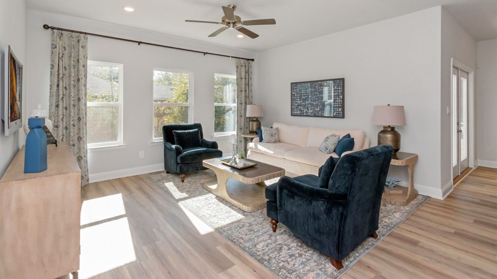 casa en Hawkins Manor por D.R. Horton