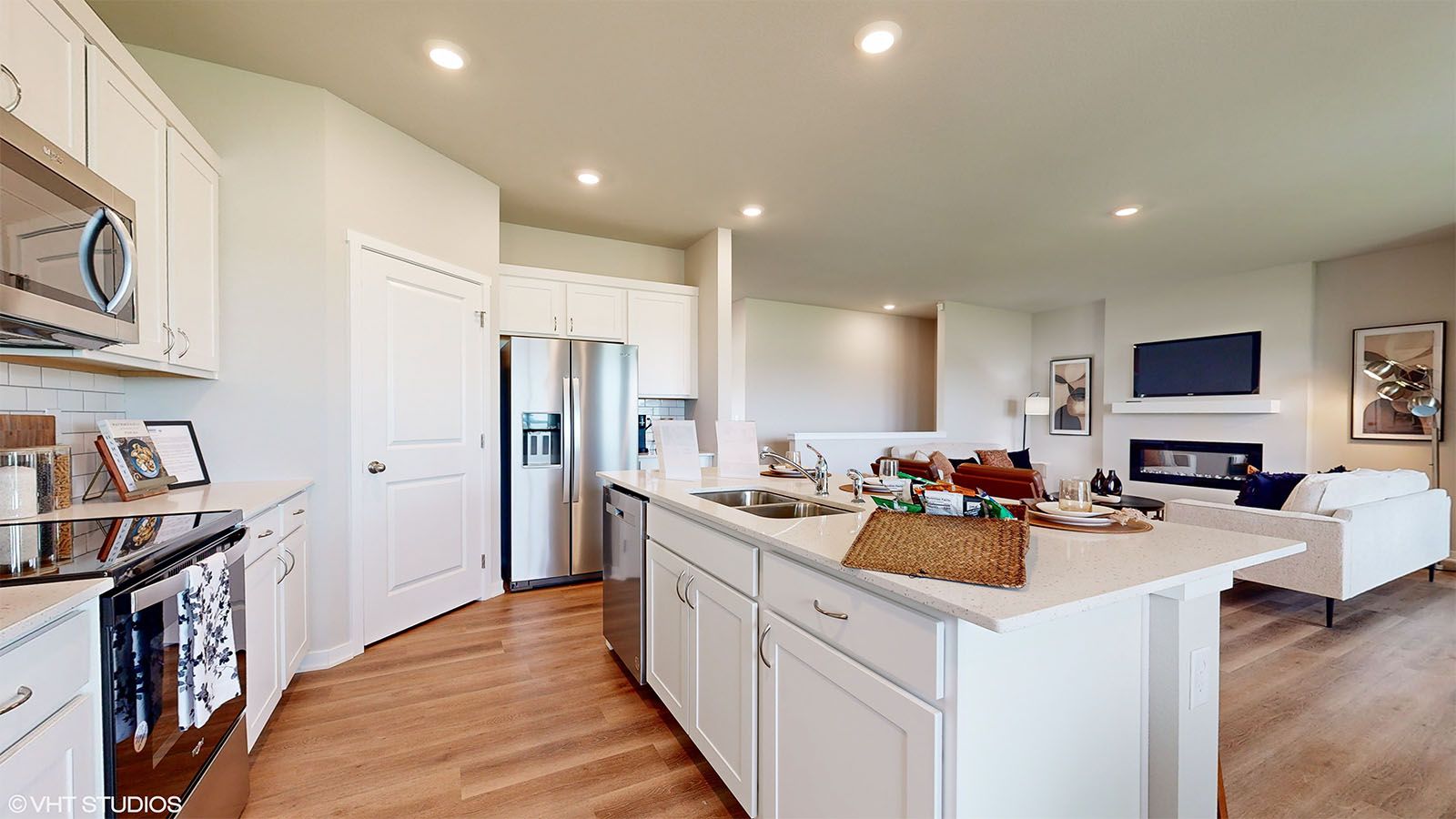 6437 Clear Creek Street. Papillion, NE 68157