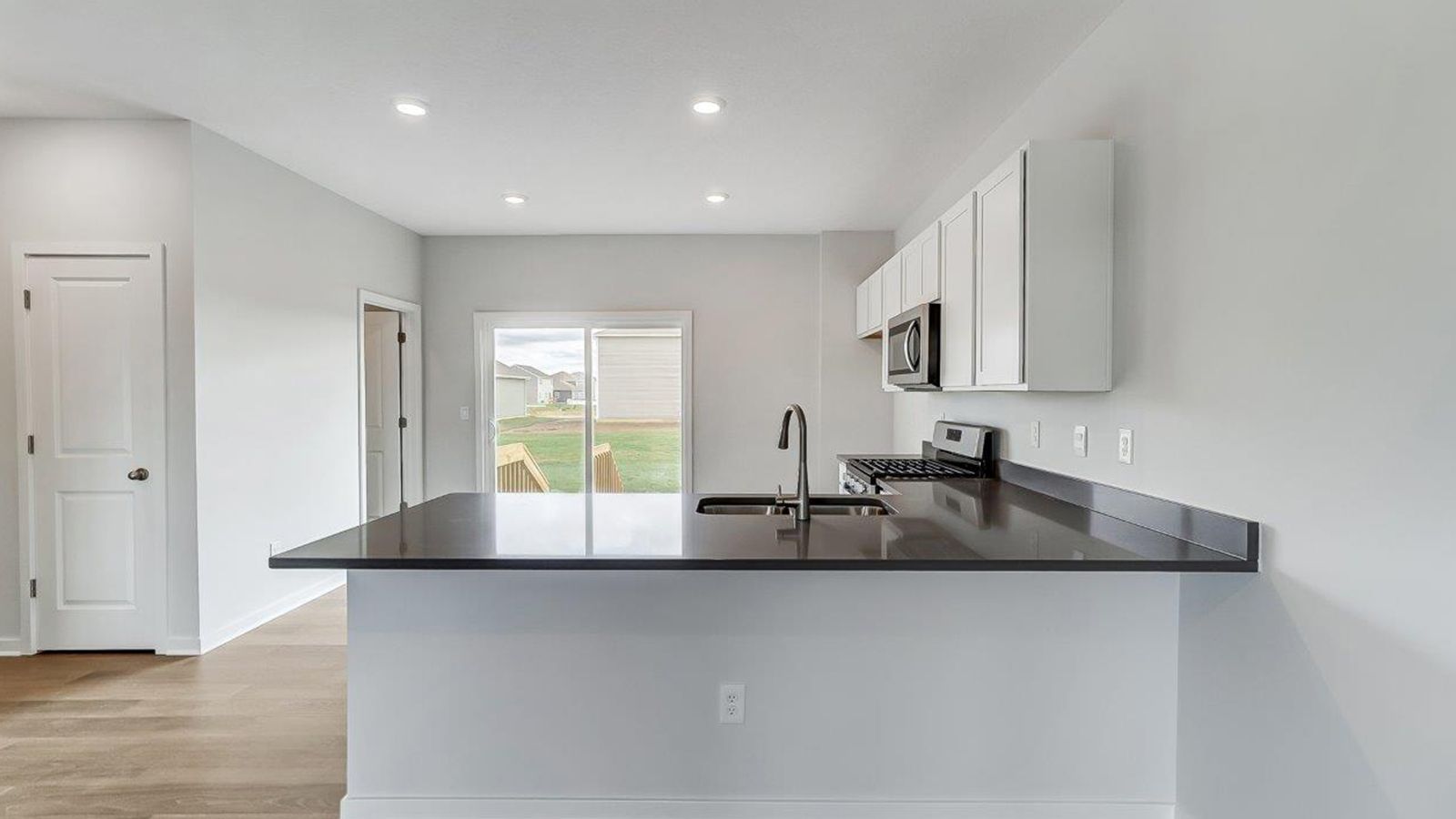 7055 Royalton Ridge Avenue. Canal Winchester, OH 43110