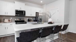 827 Adelston Ln (Belhaven)