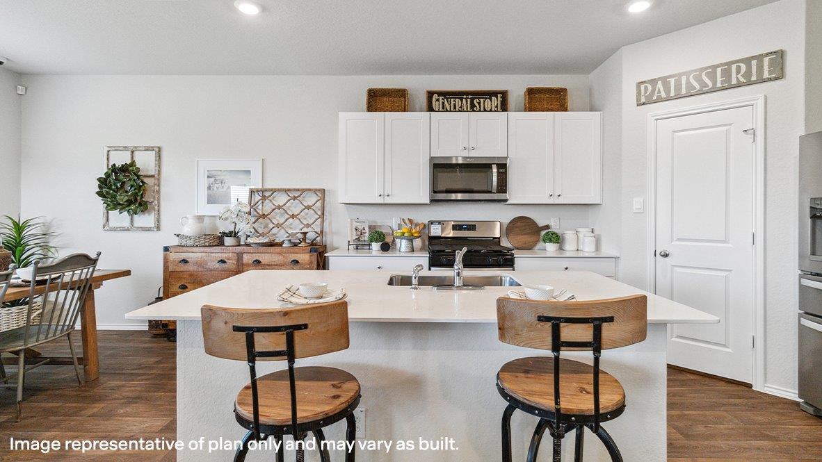 14614 Baylor Bee. San Antonio, TX 78245