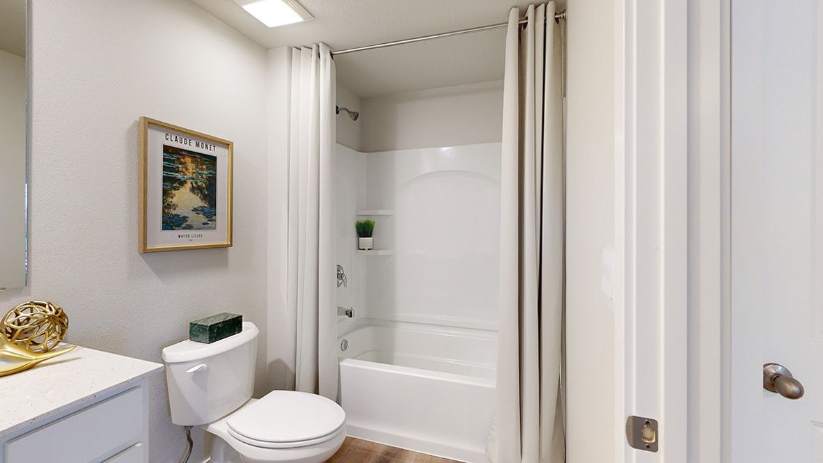 18352 Cary St. Omaha, NE 68136