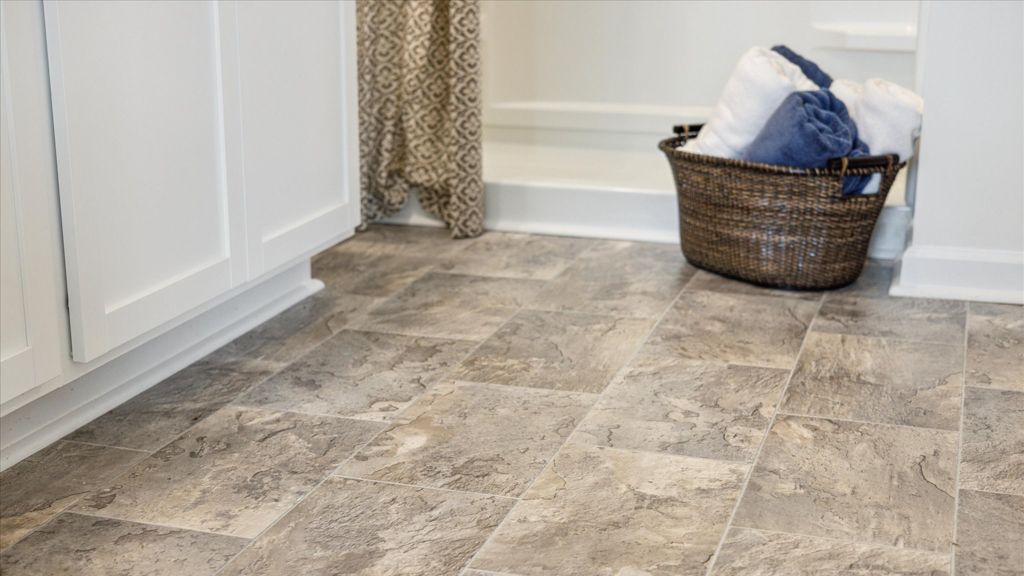 7610 Belhaven Lane. Knoxville, TN 37918