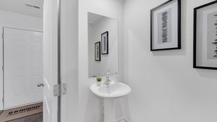 Spring Lake Farms Townhomes por D.R. Horton en Knoxville Tennessee