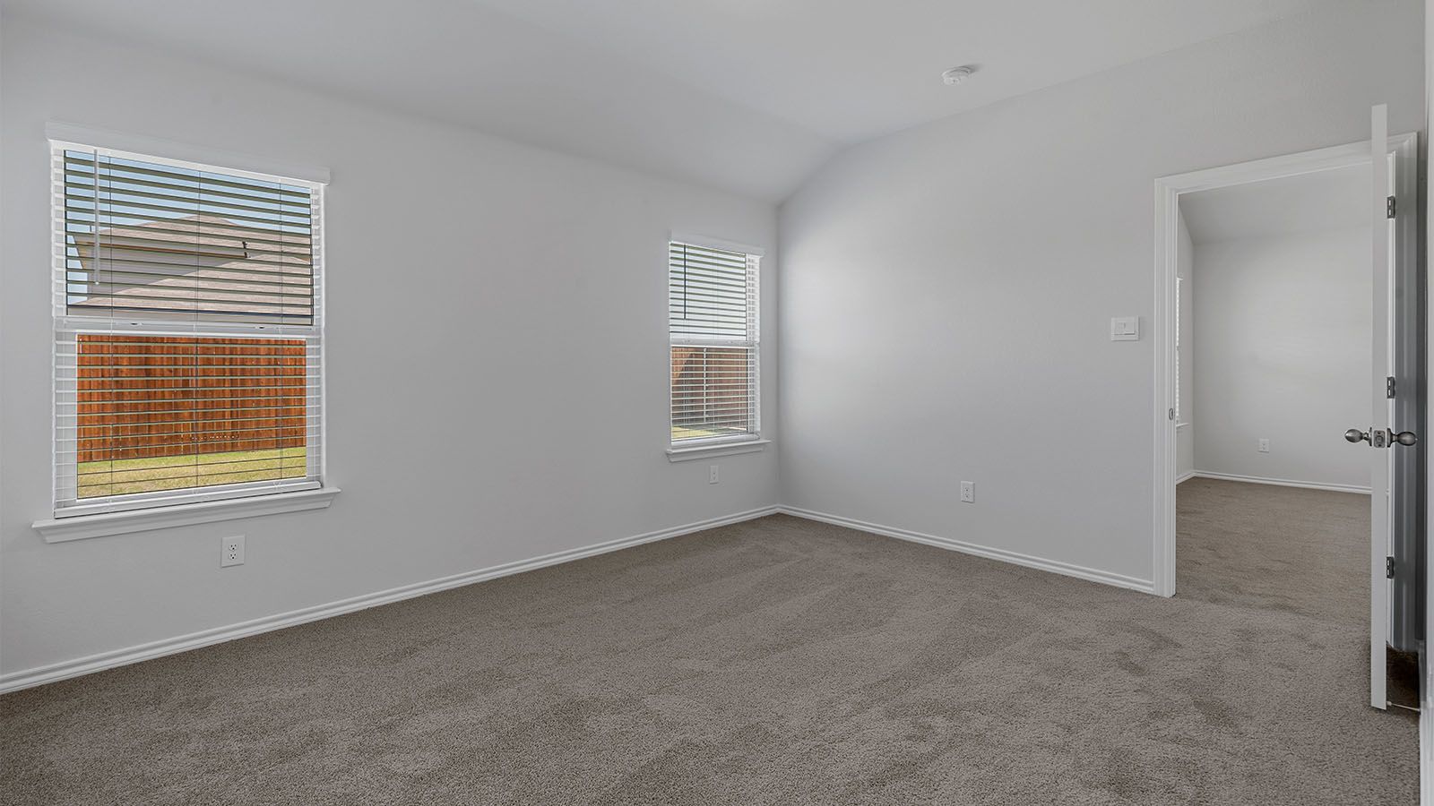 565 Sterling Thicket Lane. Ponder, TX 76259