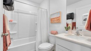 Emery - Dixon Creek Townhomes: Harrisville, Utah - D.R. Horton Basic