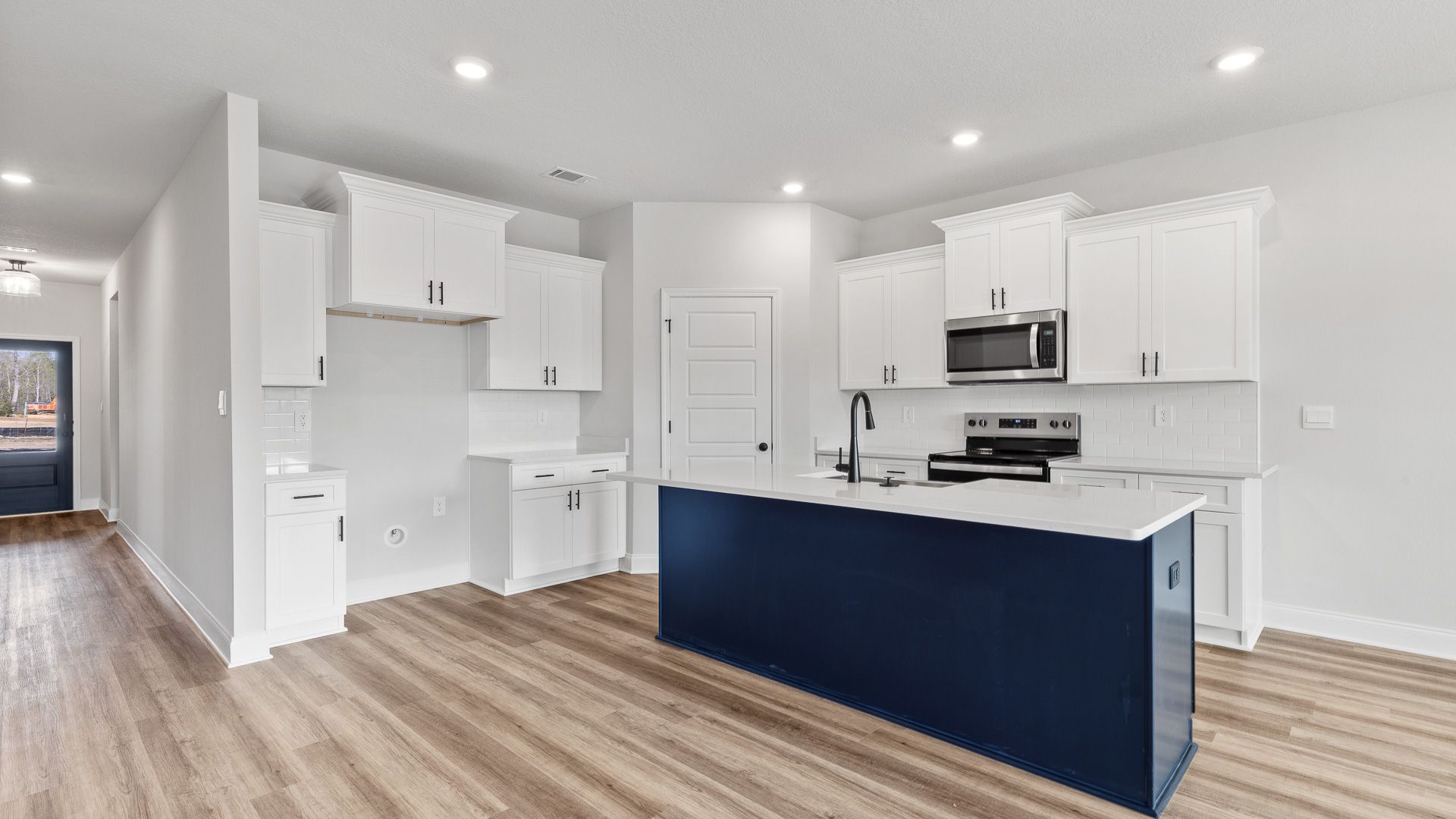 7205 Hawkins Manor. Mobile, AL 36695