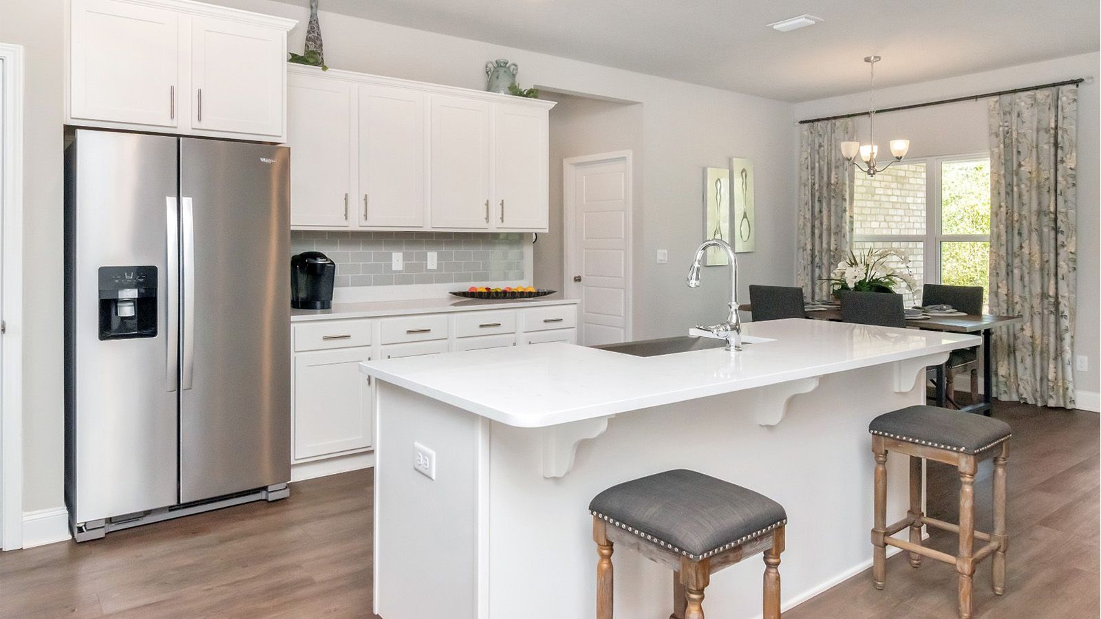 2382 Hamilton Ridge Drive East. Mobile, AL 36695