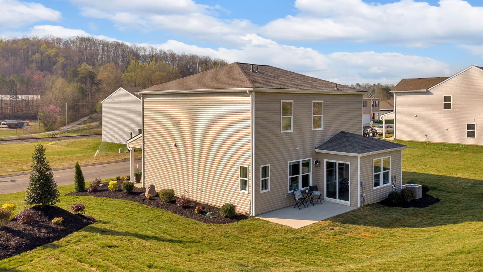 7610 Belhaven Lane. Knoxville, TN 37918