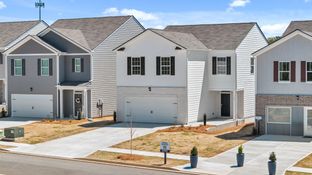 Aisle - Rolling Meadows: Jasper, Georgia - D.R. Horton