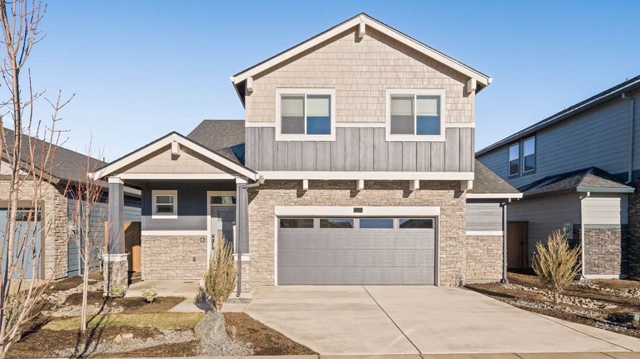 21532 Se Etna Place. Bend, OR 97702