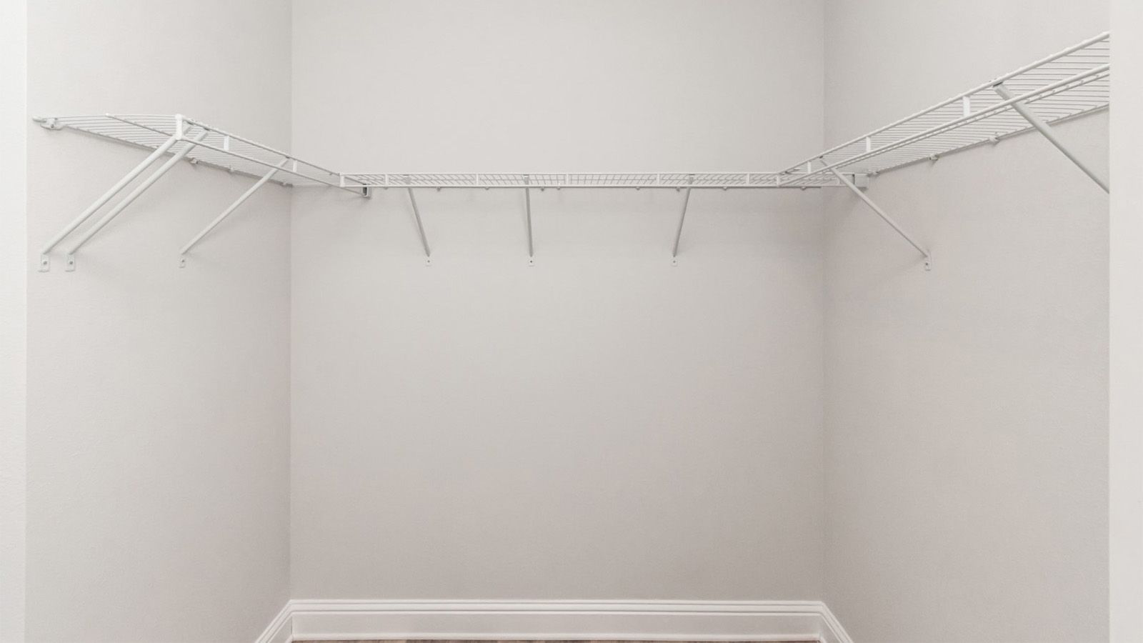 7205 Hawkins Manor. Mobile, AL 36695