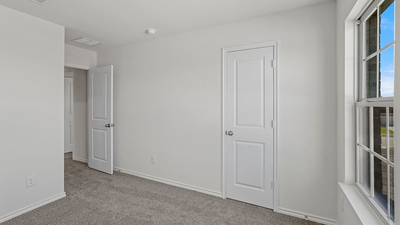 450 Lucky Lane. Ferris, TX 75125