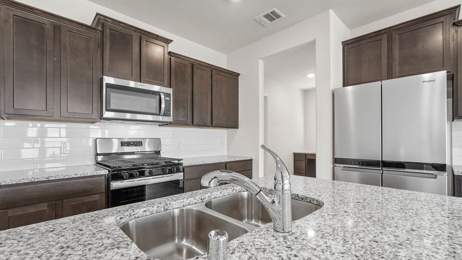 640 New Dawn Drive. Lavon, TX 75166