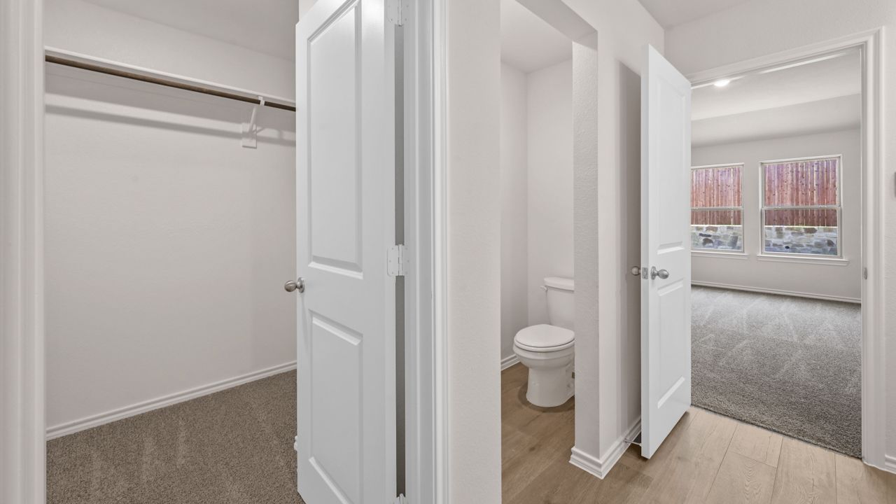 640 New Dawn Drive. Lavon, TX 75166