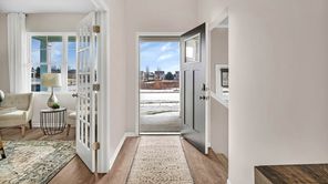 300 Astor Ct (EMERSON)