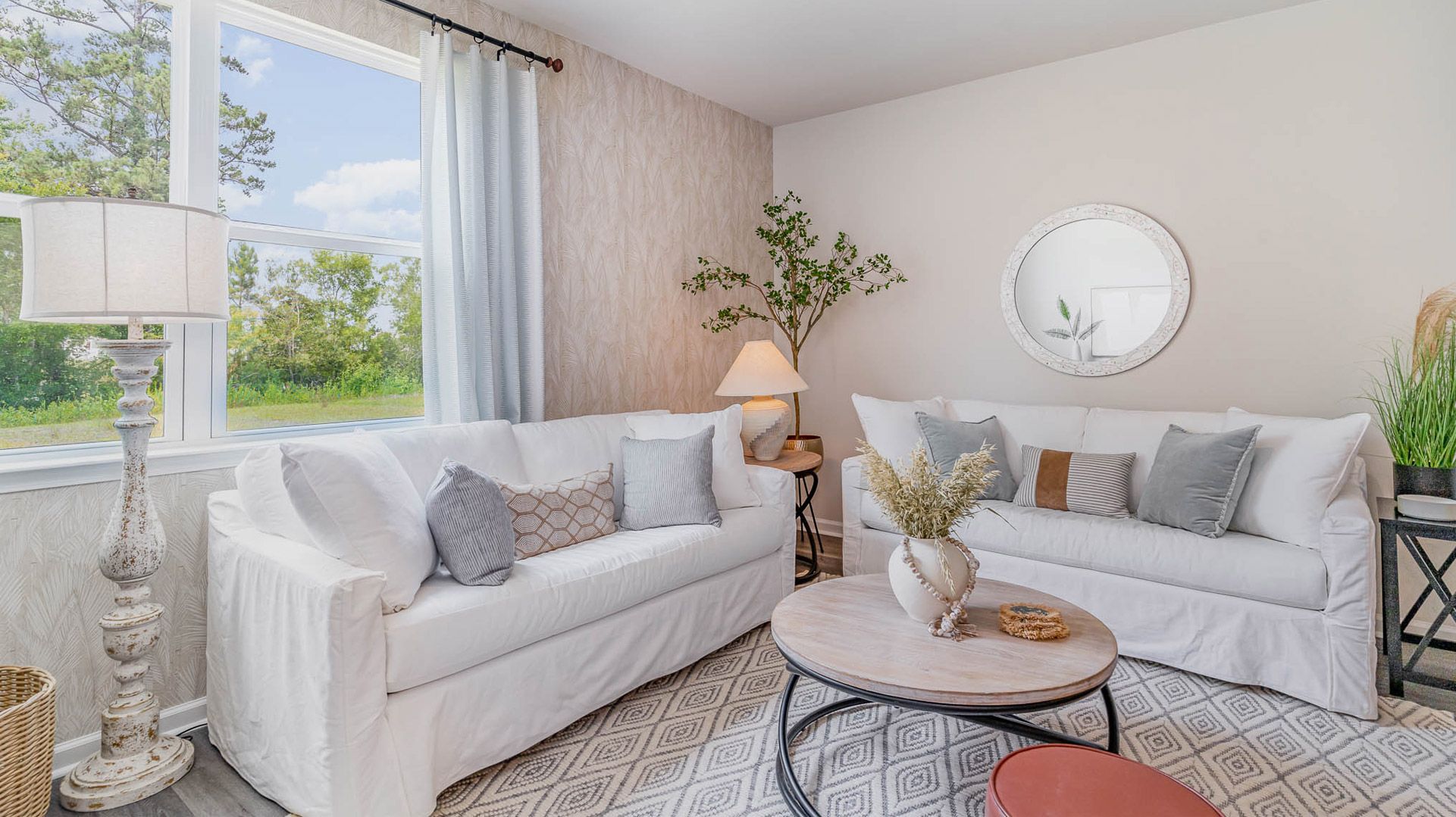 96 Clearwater Drive. Brookland, AR 72417