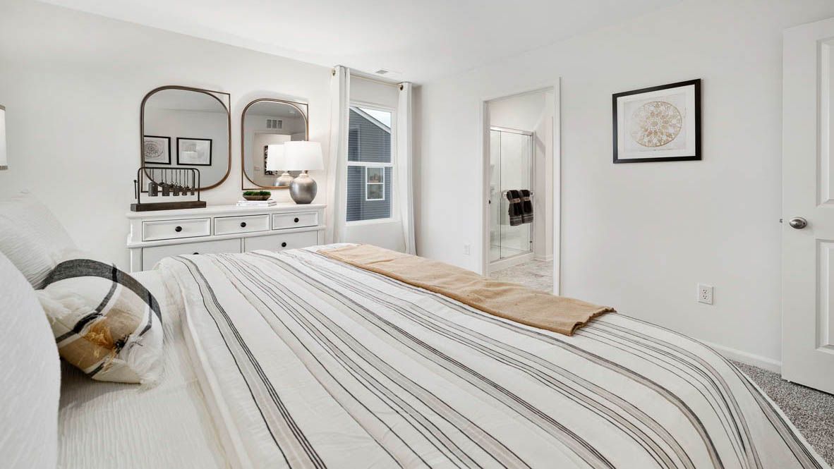 1232 Linden Terrace. Hampshire, IL 60140