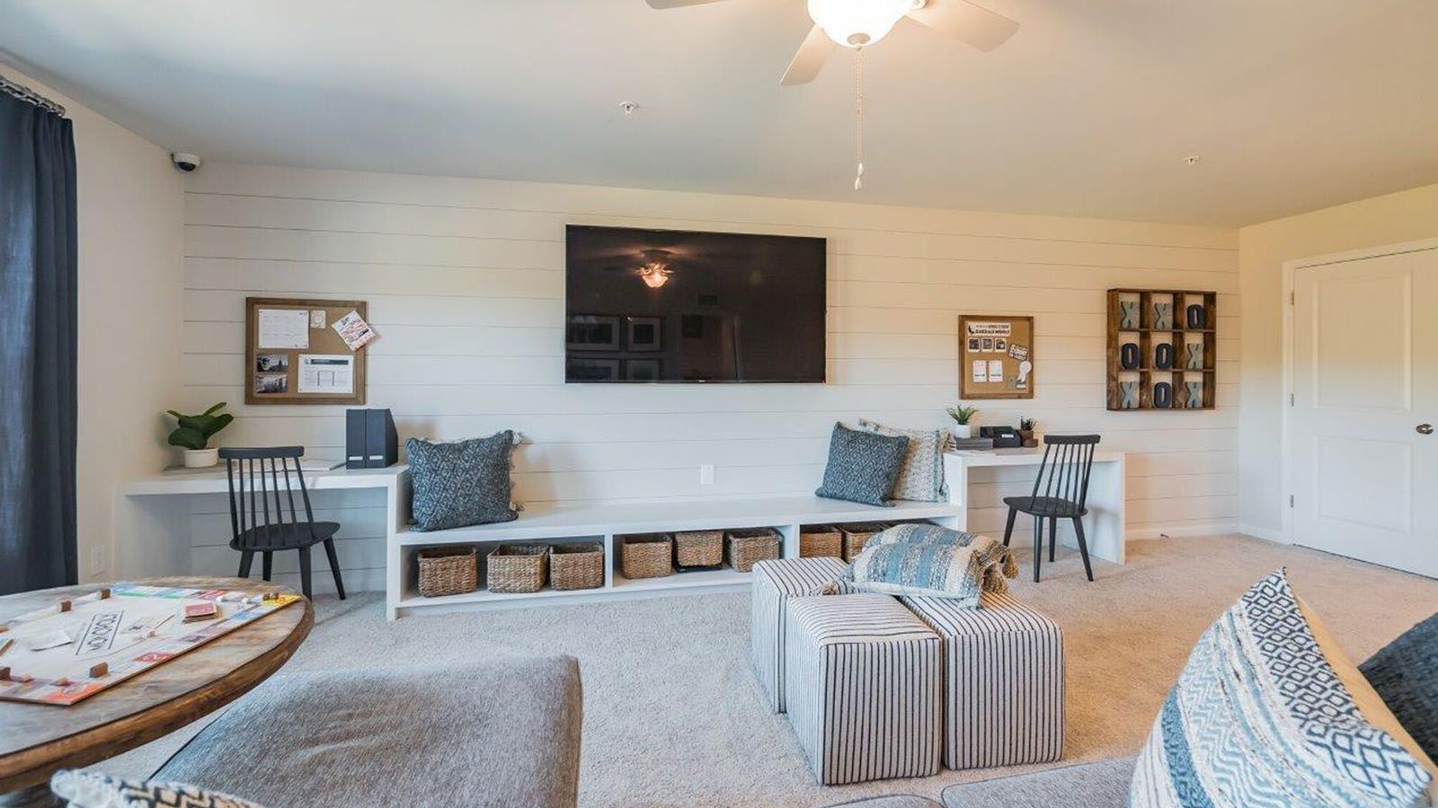 4925 Arcola Road. Rosedale, MD 21237