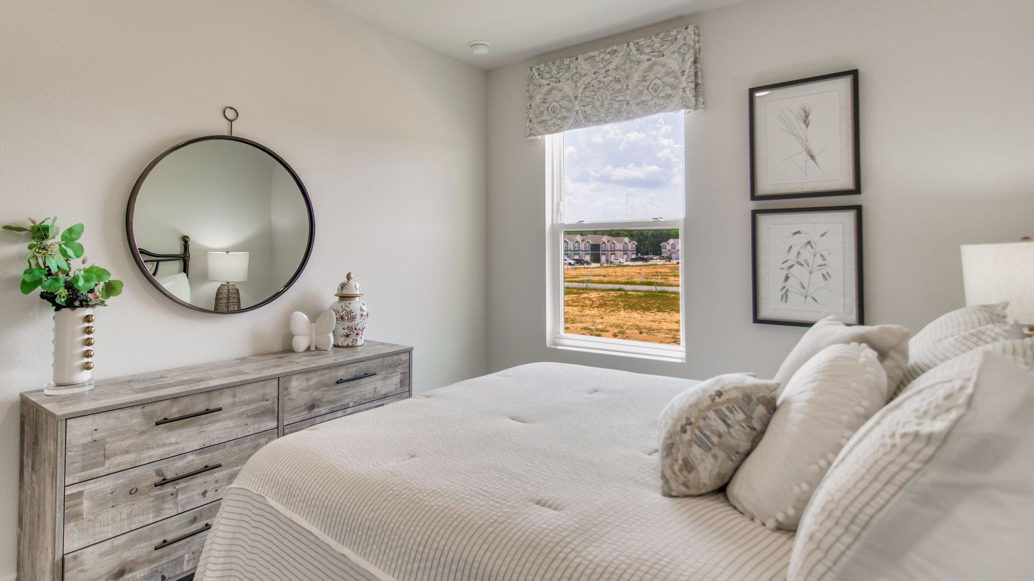 2535 Cliff Hollow Circle. Gulf Breeze, FL 32563