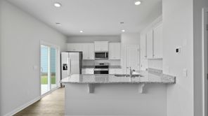 5520 BOWMORE BLVD (BRANDON)