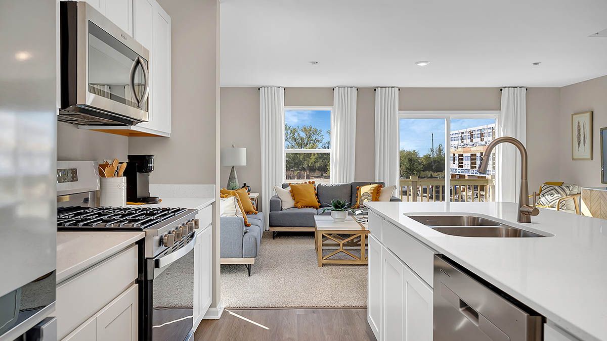 1388 Foxglove Drive. Bartlett, IL 60103