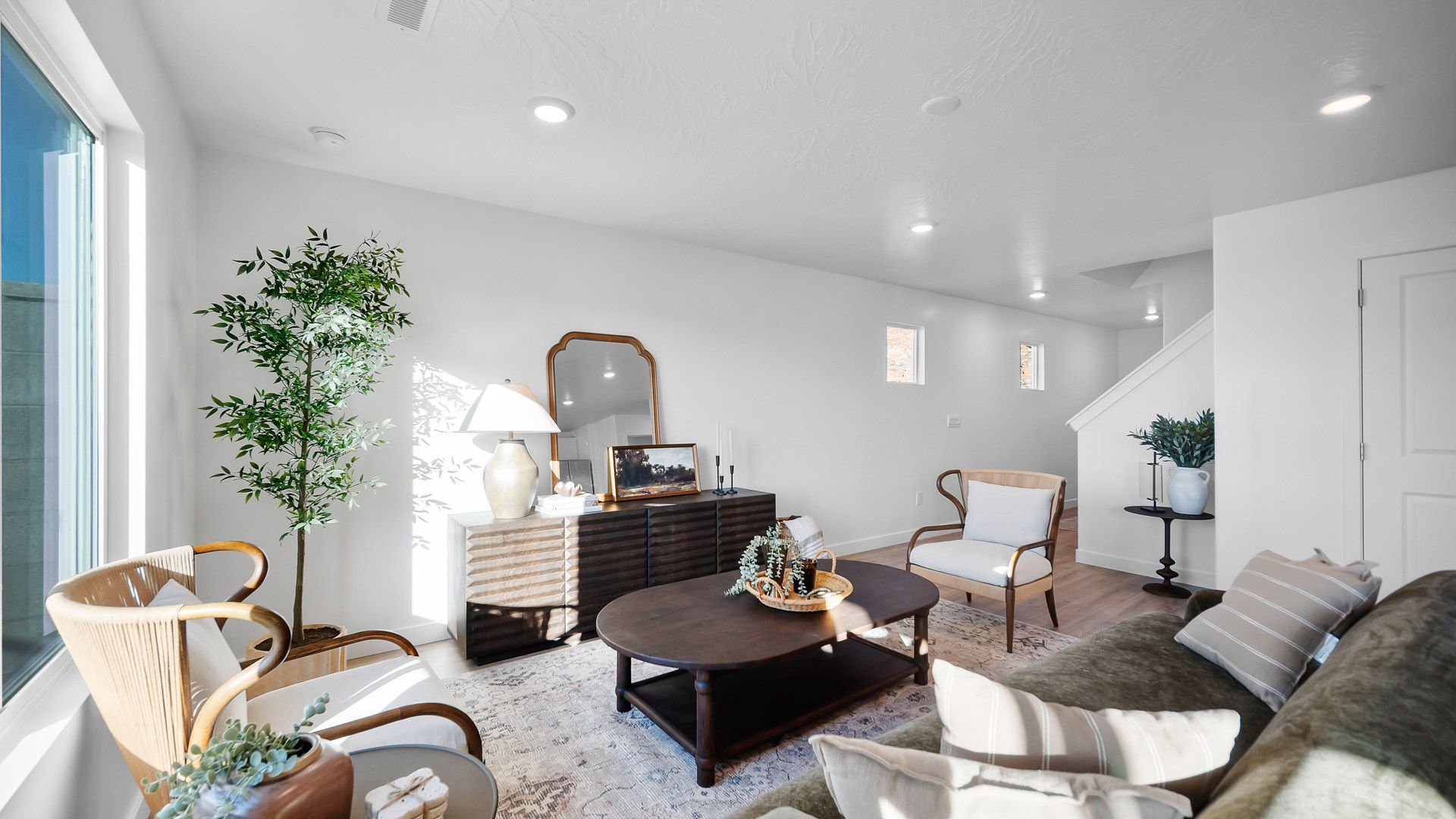 1425 S Lost Springs Drive. Washington, UT 84780