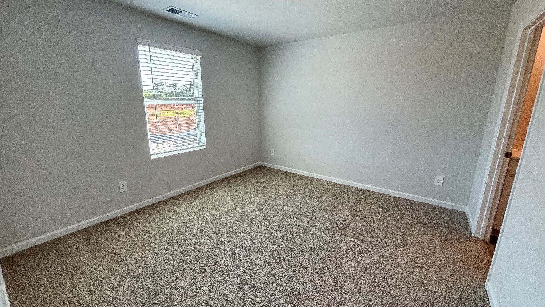 713 Radnor Drive. Portland, TN 37148