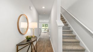 DAVIS - Pine Hills Townhomes at Cane Bay by D.R. Horton: Summerville, South Carolina - D.R. Horton Basic