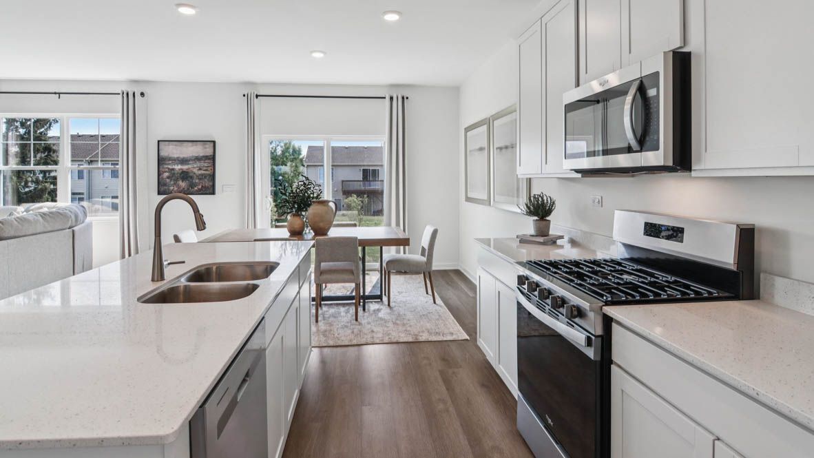 265 Snowdrop Lane. Elgin, IL 60124