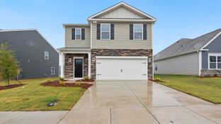 Robie - The Hamptons at Hickory: Hickory, North Carolina - D.R. Horton