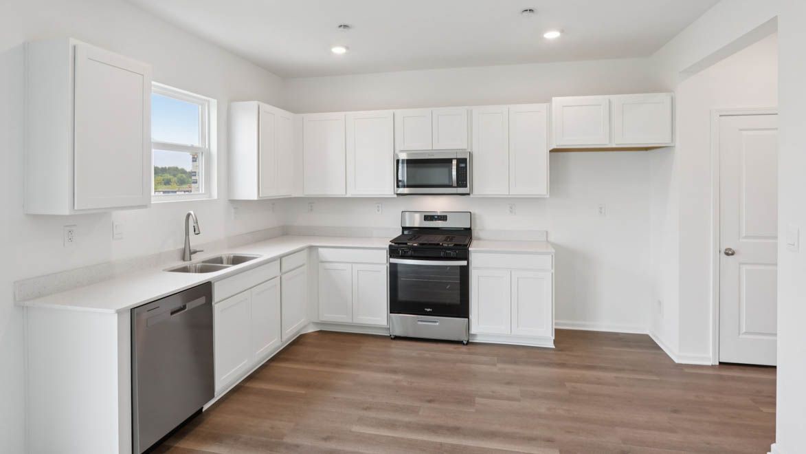 1423 Vintage Dr. Oswego, IL 60543