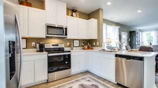 OWENS - Woodbridge Glen Townhomes: Lebanon, Tennessee - D.R. Horton Basic