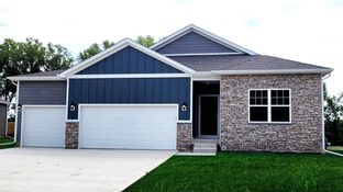 Neuville - Highland Meadows: Urbandale, Iowa - D.R. Horton
