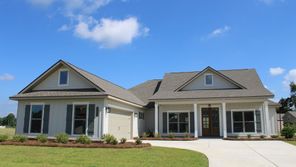 424 Bloomsbury Avenue (PECAN)