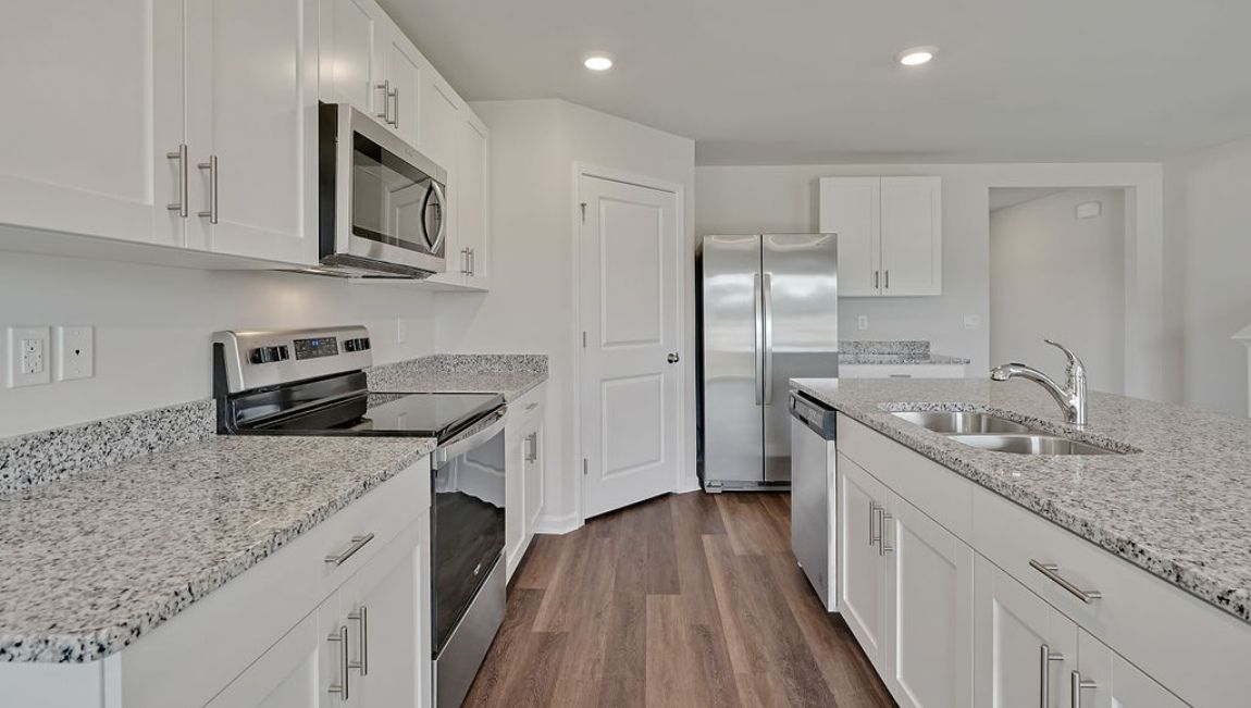 1815 Black Falcon Lane Ne. Bolivia, NC 28422