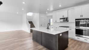 863 N Chillingham Dr 170 (Topaz)
