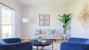 143 NEEDLE THRUSH CIR (The Carol)