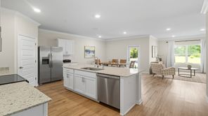 184 NEEDLE THRUSH CIR (The Beau)