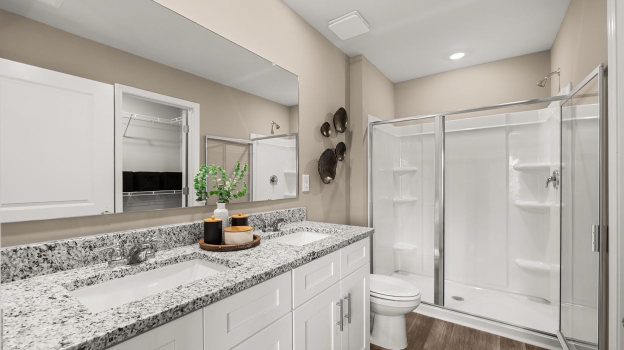 1686 Zumbro Ave. Shakopee, MN 55379