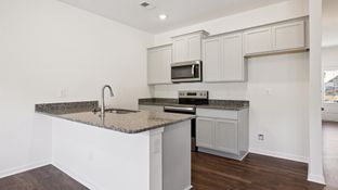 Altamont Townhome - Cherokee Crossing: Kodak, Tennessee - D.R. Horton Basic