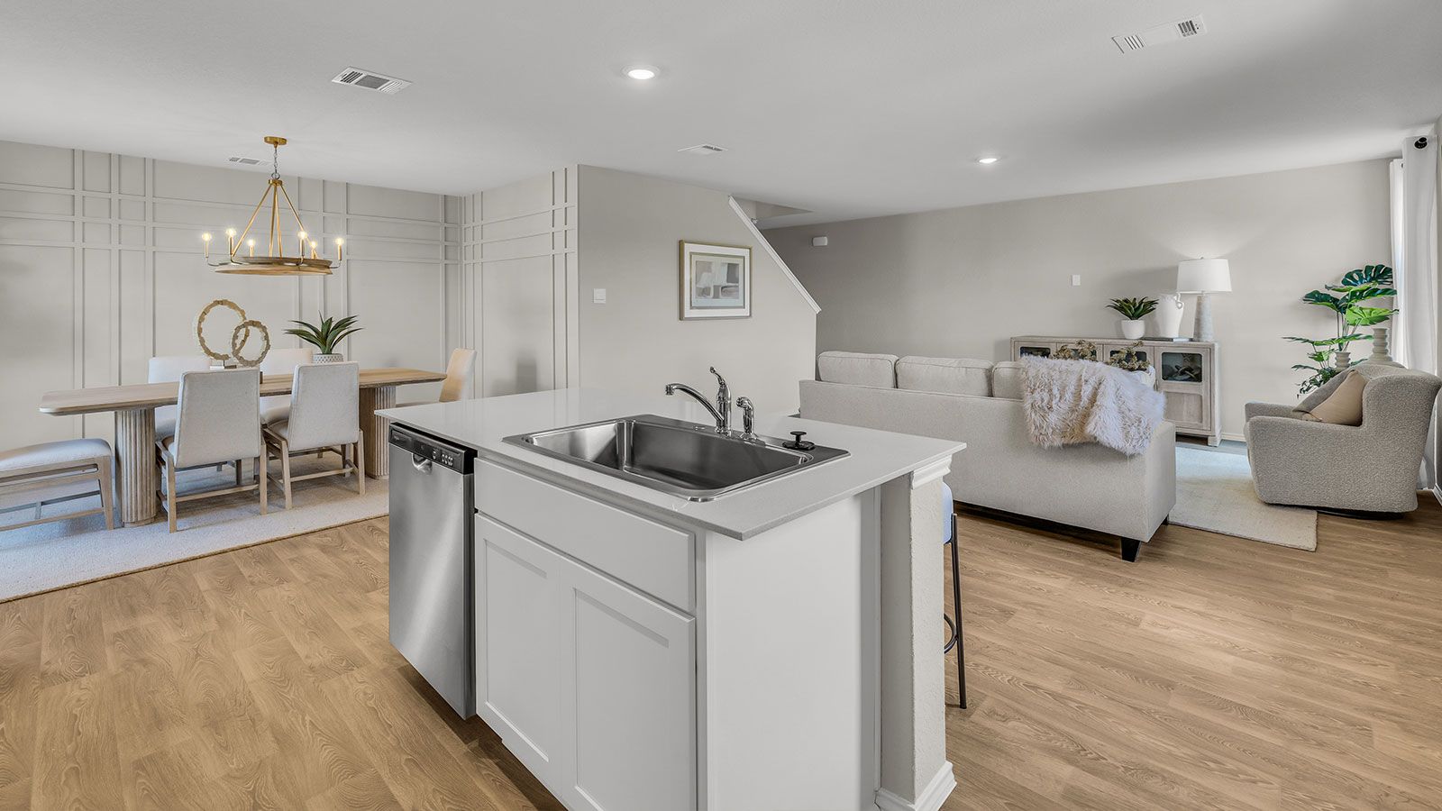 2207 Gentle Rain Dr. Luling, TX 78648