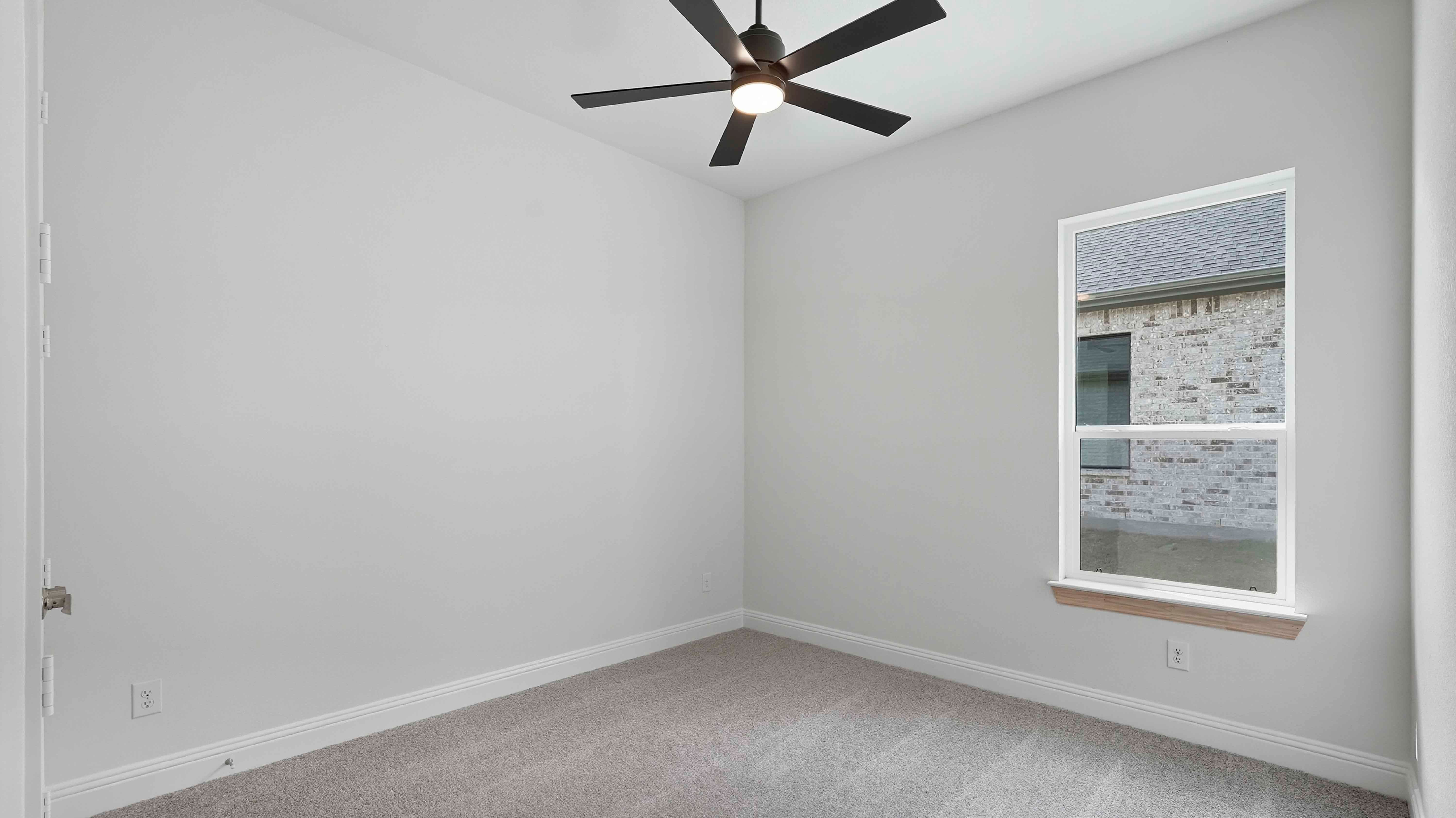 907 Waggoner Drive. Royse City, TX 75189