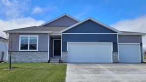 801 2ND ST NE (Neuville)